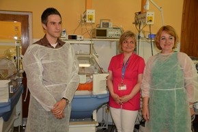 Oddelenie neonatológie a JIRS si vďaka LIDLu doplnilo vybavenie o dva špičkové inkubátory